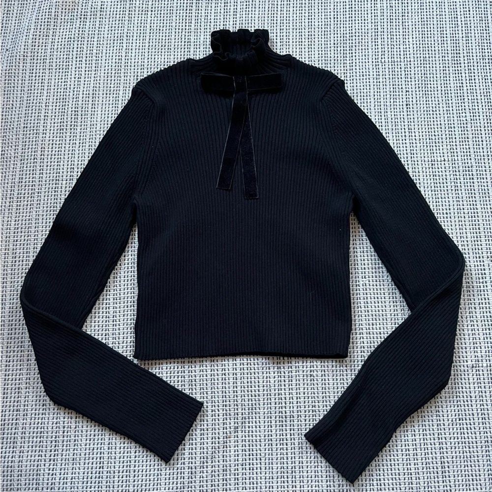 ZARA Ribbed Black Cropped Sweater with Velvet Bow Size Medium